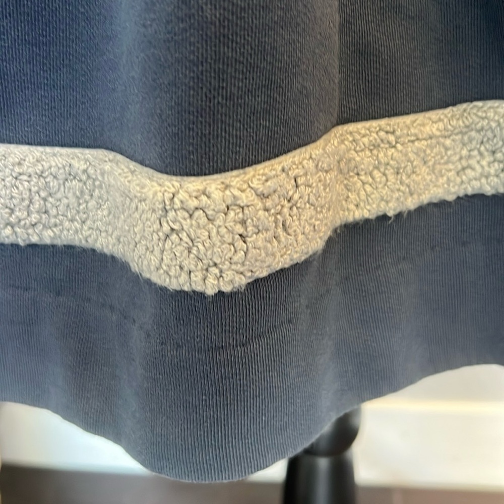 Wood Wood Stylish Blue Side Pockets Mini Pleated Skirt Gray Fur Trim Size Small - Picture 4 of 7